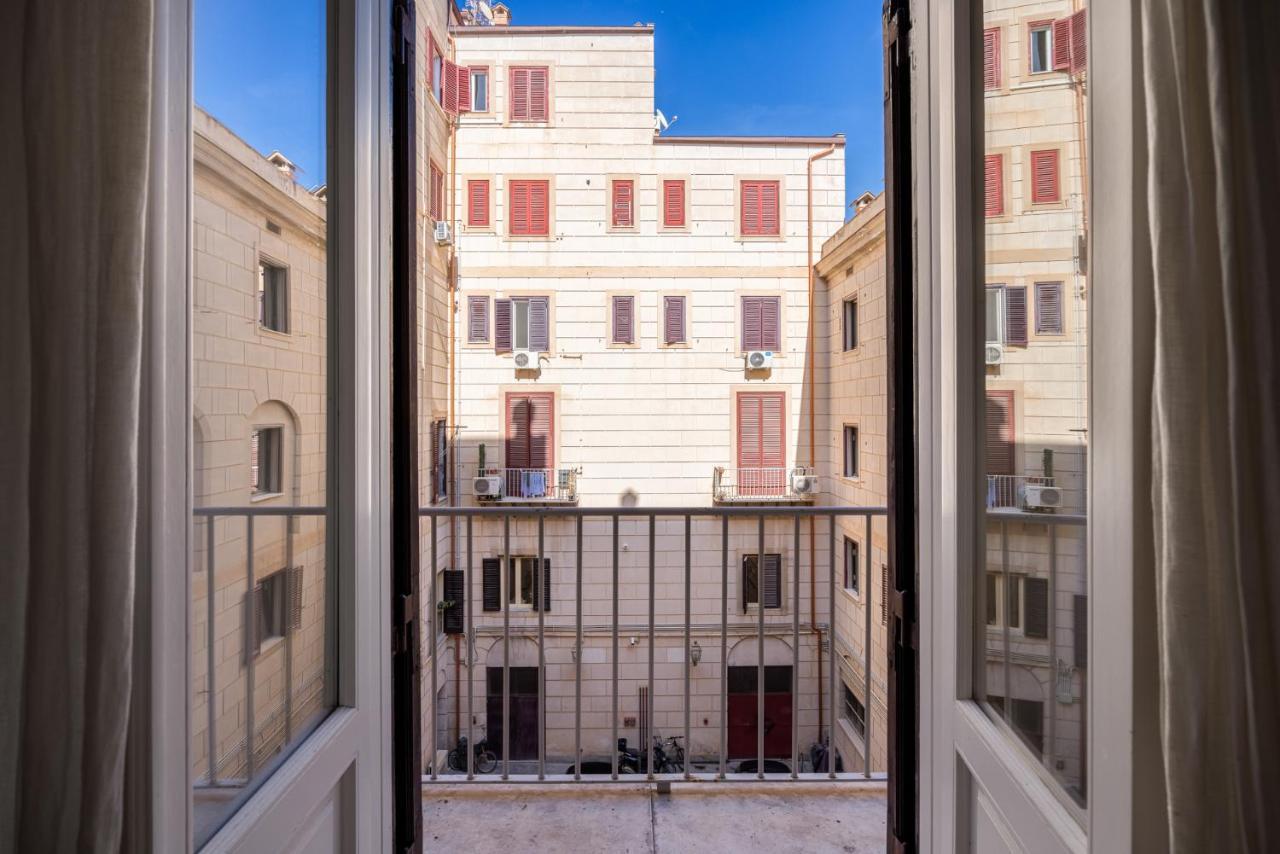 Little House Mavi By Domusicily Aparthotel Palermo Exteriör bild